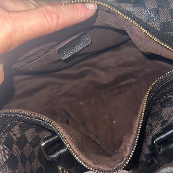 Leather bag with printed design - Picture 7 of 7